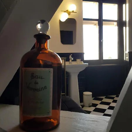 게스트하우스 Chateau De Hieville