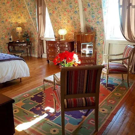 Chateau De Hieville 게스트하우스 4*