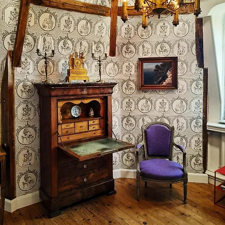 Chateau De Hieville Guest house
