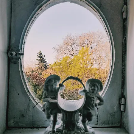 Chateau De Hieville Pensionat *