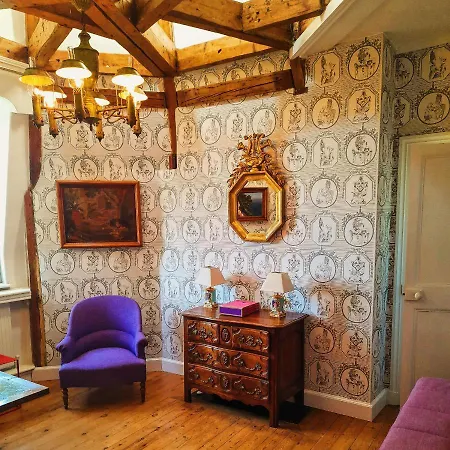 게스트하우스 Chateau De Hieville 4*