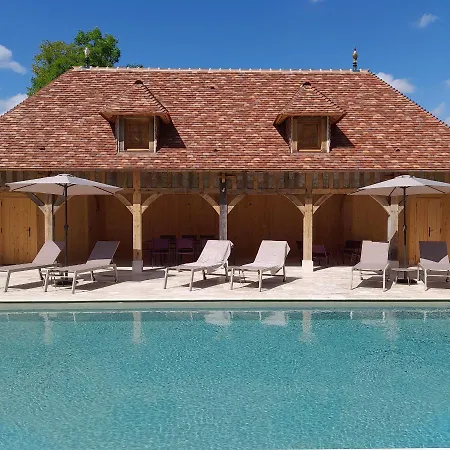 Chateau De Hieville بيت ضيافة