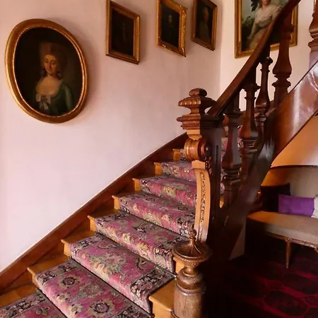 Chateau De Hieville * Saint-Pierre-en-Auge