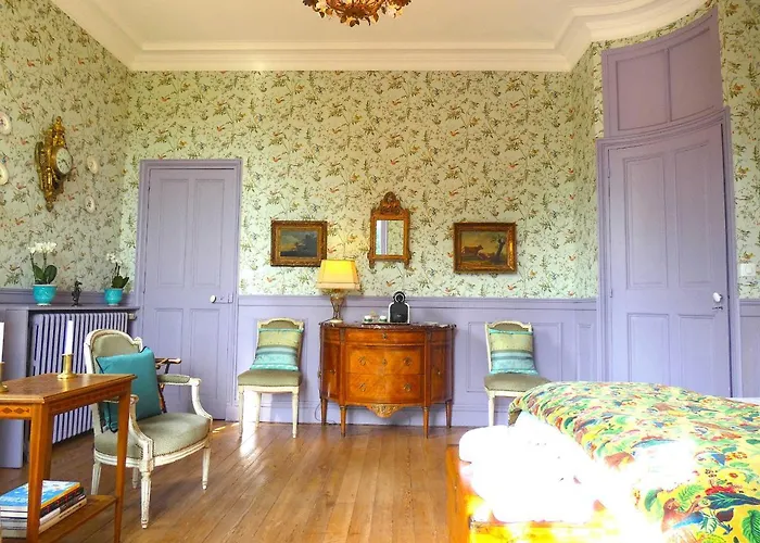 Chateau De Hieville Guest house