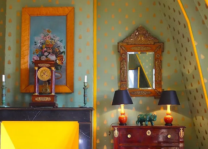 Chateau De Hieville Guest house