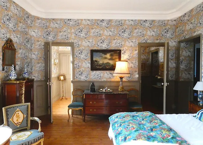 Chateau De Hieville Guest house 4*
