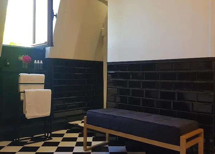 Chateau De Hieville Πανσιόν