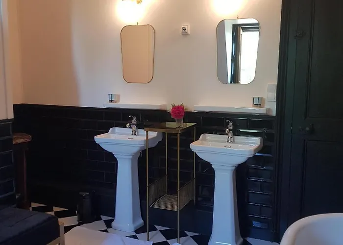 Chateau De Hieville Guest house