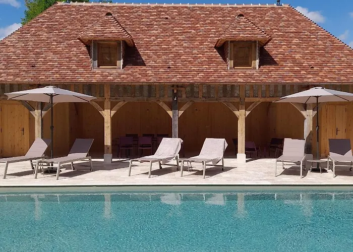 Chateau De Hieville Πανσιόν